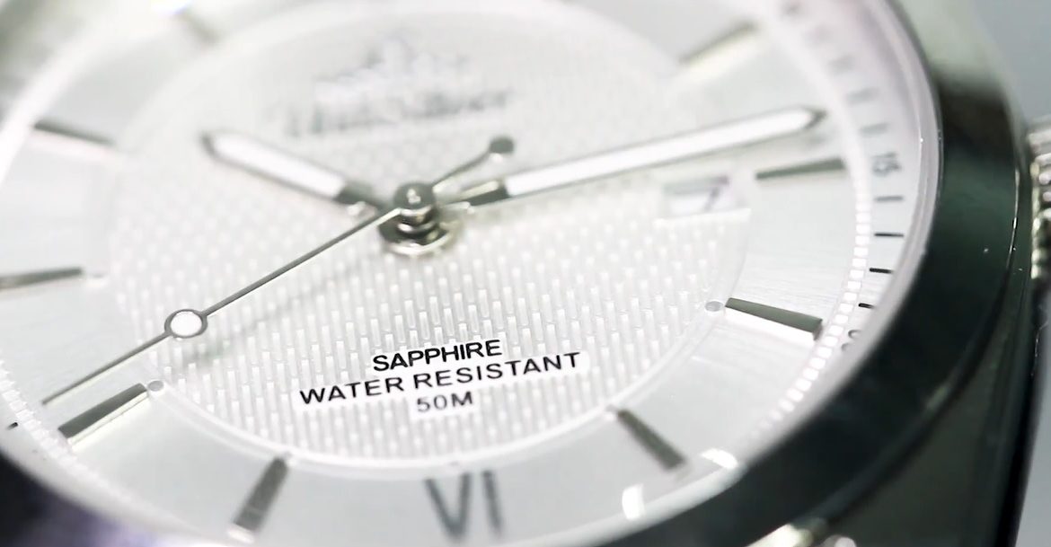 Výhody safírového sklíčka u hodinek