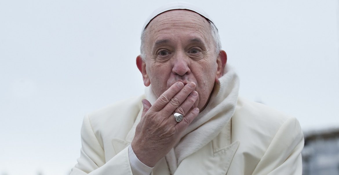 Budete překvapeni, jaké hodinky nosí Papež František